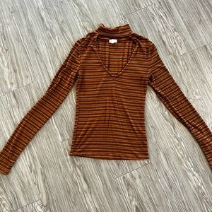 urban outfitters silence and noise long sleeve cutout high neck top